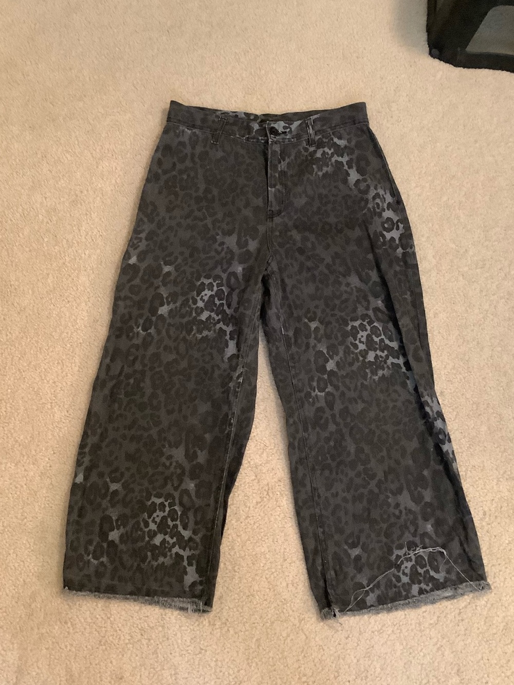 Sincerely Jules Blue Black Gray Hi Rise Wide Leg Leopard Print Ankle Jeans 9/29